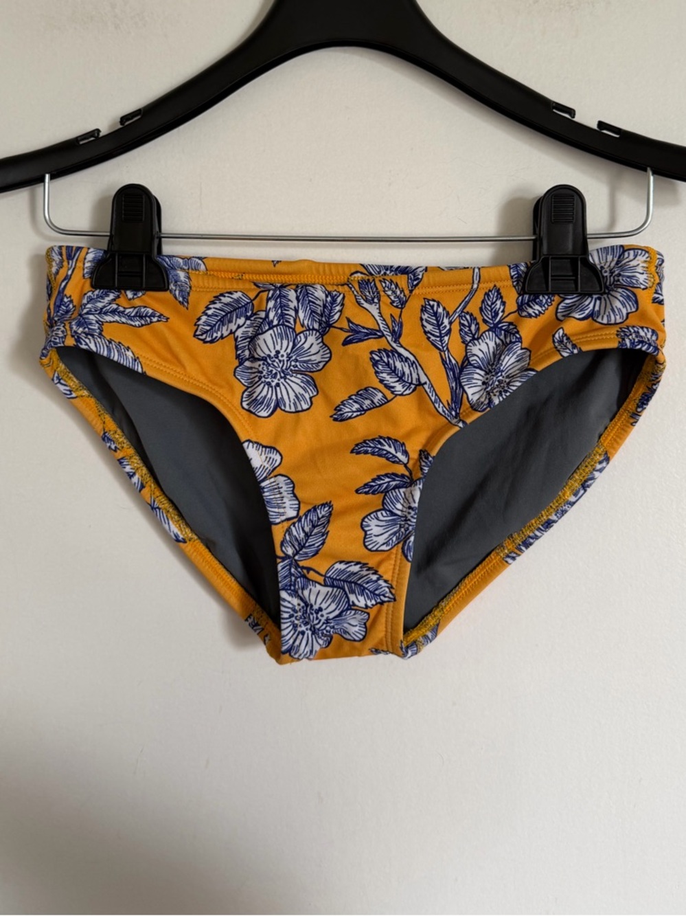 Jolyn Yellow Floral Blue ‘Ally’ Drawstring Swim Bikini Bottom size Small EUC